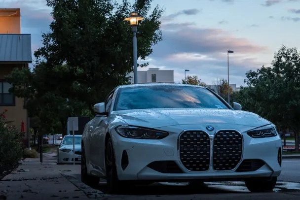 카지노 매드 머니 안드로이드/iOS 앱